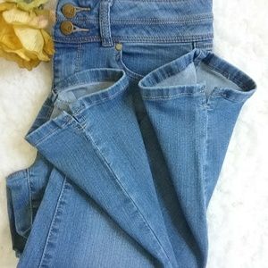 D.Jeans Girls 2 Button Stacked Capri Jeans